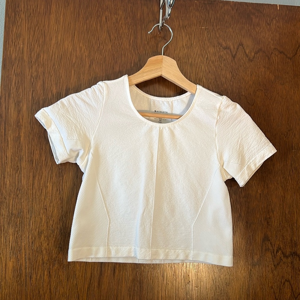 Athleta White Textured Short Sleeve Crop Top
